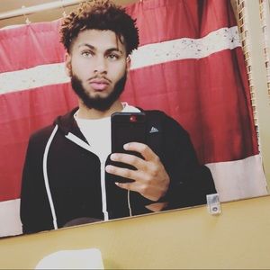 Meet your Posher, Isaiah